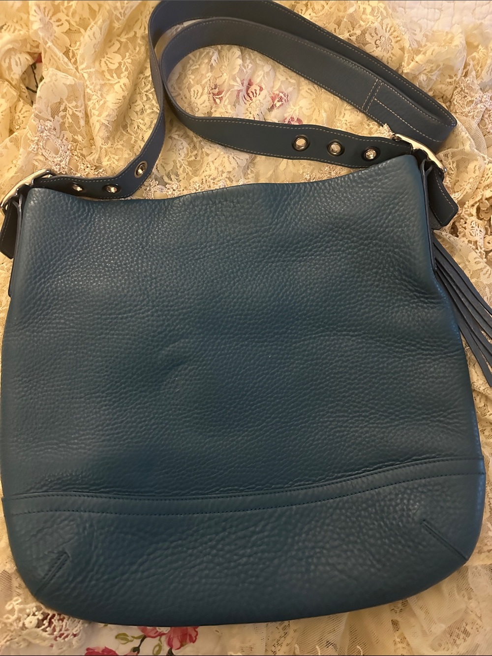 Teal Leather Shoulder Bag - Women.  Good condition. Vintage